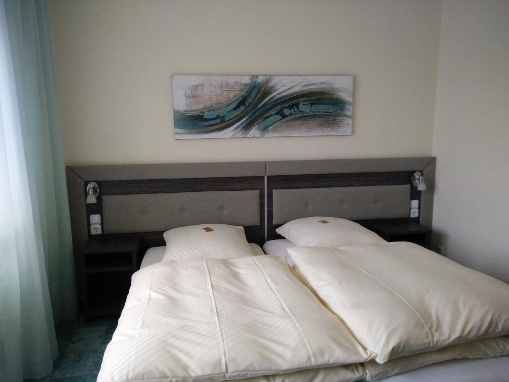 Hotel Alfa Neu-Isenburg Room photo